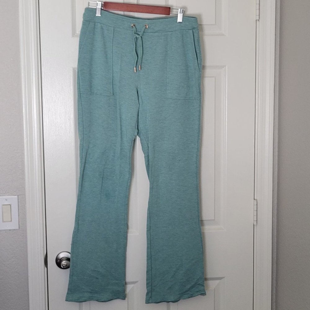 Women's lounge pants.